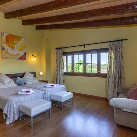 Casa Con Piscina A 1 Km Del Mar Y Del Pueblo