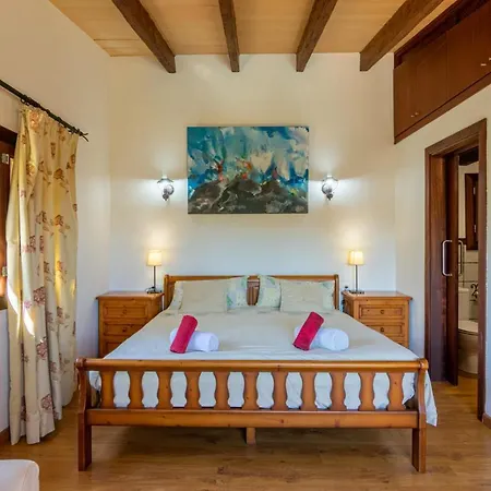 Villa Casa Con Piscina A 1 Km Del Mar Y Del Pueblo *